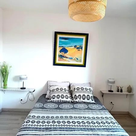 La De 2 A 6 Personnes De Plein Pied Ideale Cures Teletravail Vacances, Arrivee Autonome Avec Boite A Cles 别墅 *